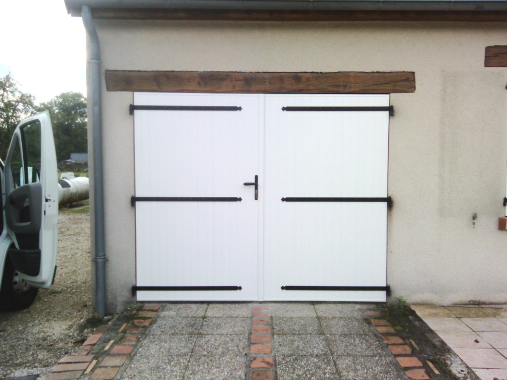 Gd Menuiseries Menuisier Romorantin Porte De Garage Battant Alu PHOTO 5