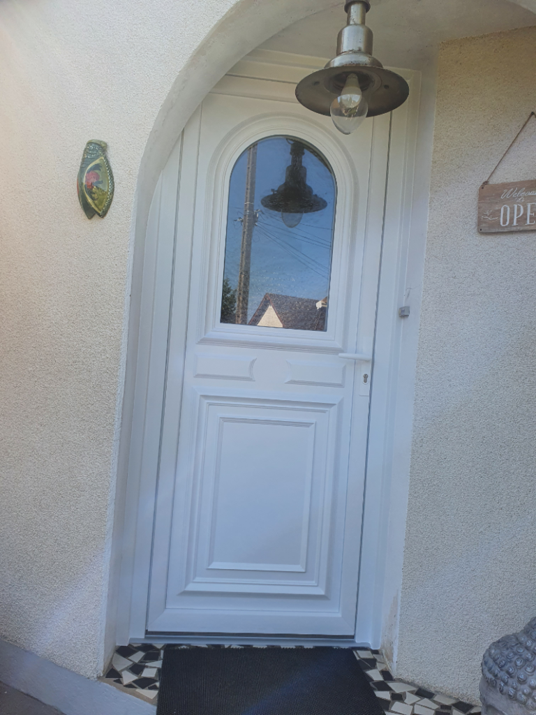 Gd Menuiseries Menuisier Romorantin Porte Entree Pvc Vue Exterieure PHOTO 13