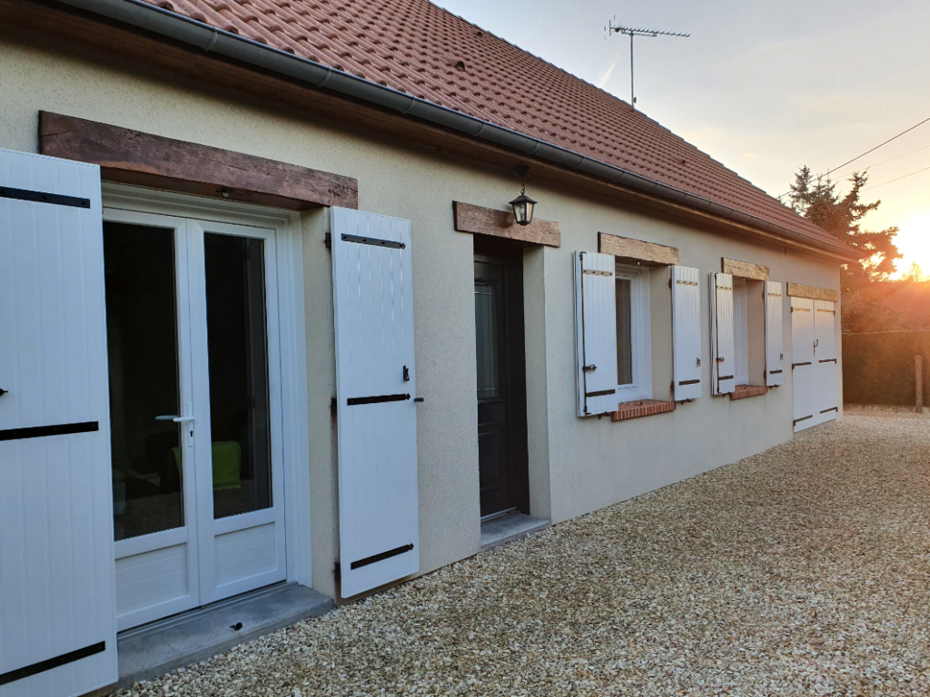 Gd Menuiseries Menuisier Romorantin Renovation Fenetre Volet Porte Garage Porte Entree